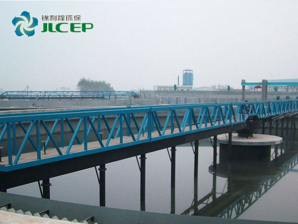 中心傳動刮泥機(jī)